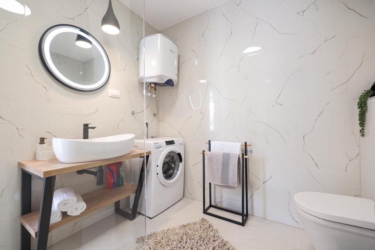 Studio Apartman Natale Задар Екстериор снимка